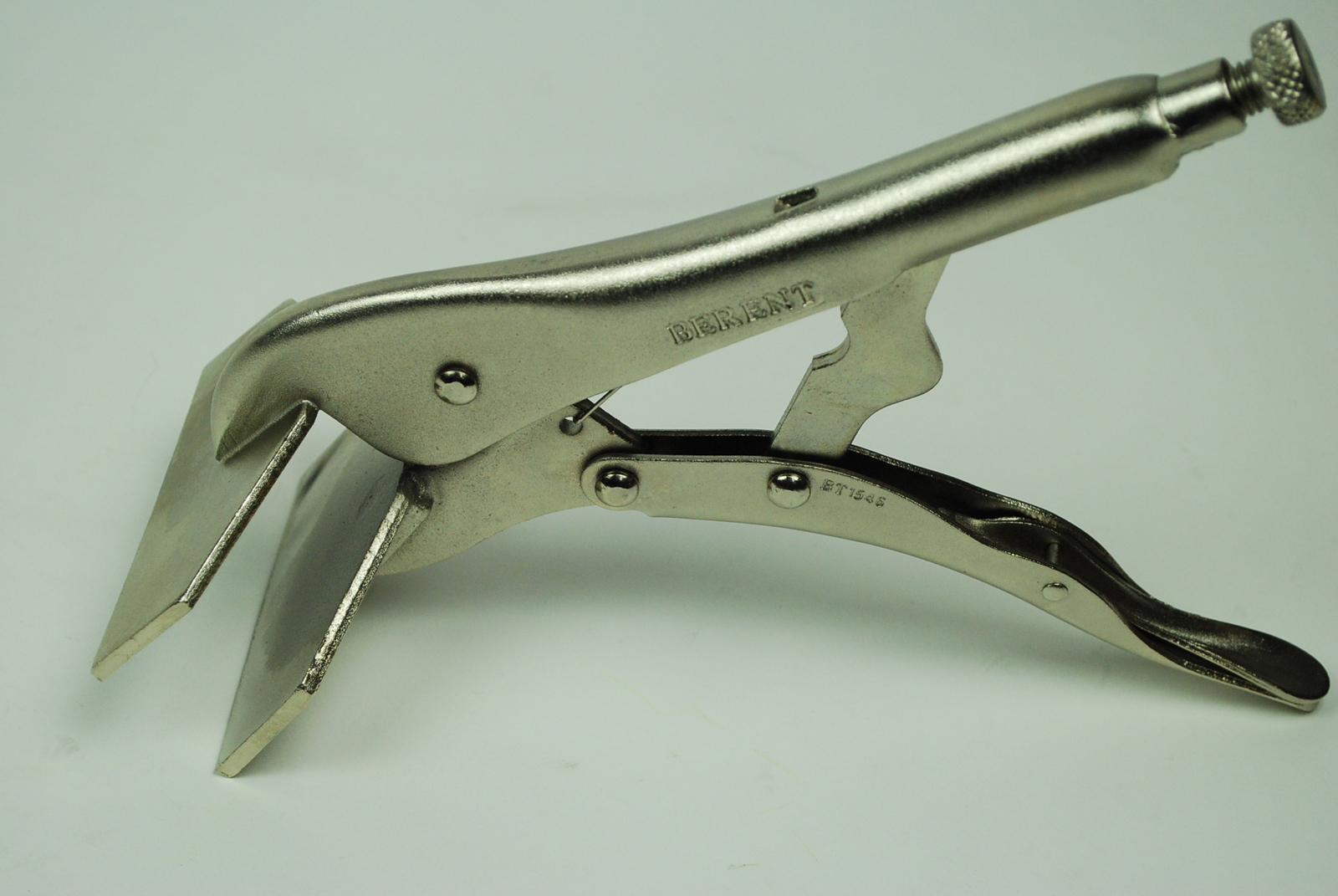 BERENT Flat Locking Pliers 250mm